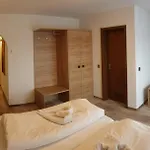Schoenenberger Hof Hotel *